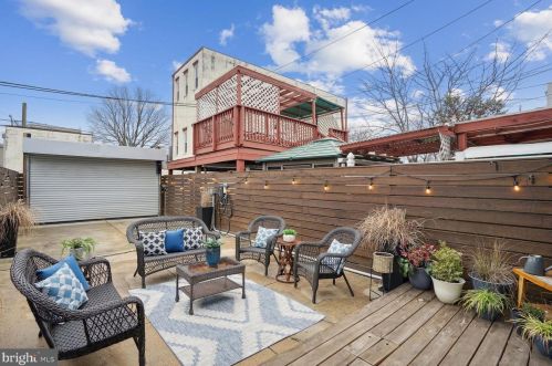 1733 Independence Ave, Washington DC  20003-1637 exterior