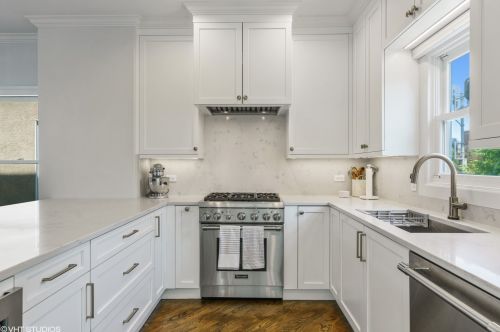 1802-A Diversey Pkwy, Chicago IL exterior