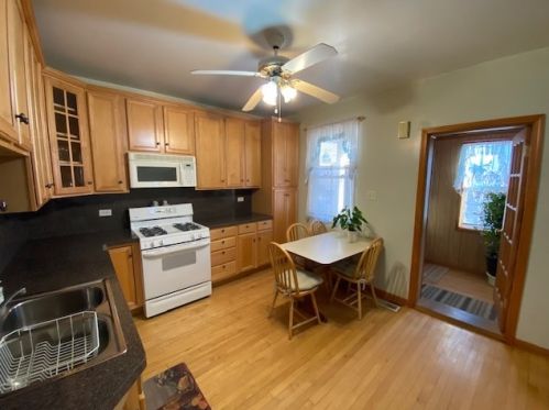 5751 Addison St, Chicago IL 60634-4316 exterior