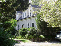 1839 Washington St, Newton, MA 02466-3016