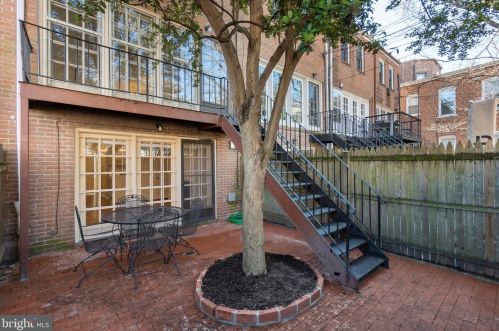 1737 Corcoran St, Washington DC 20009-2471 exterior