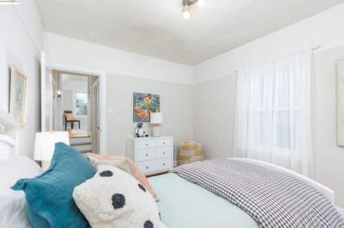 733 Ramona, Berkeley CA 94706-2104 exterior