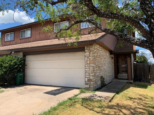 6600 Deatonhill Dr, Austin TX  78745-4724 exterior