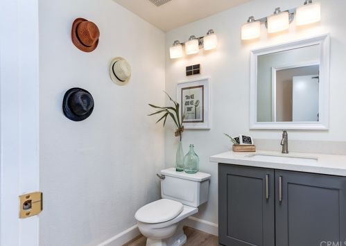 400 Pinehurst Ct, Fullerton CA 92835-2734 exterior