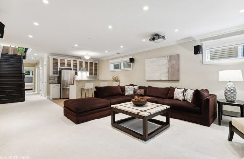 2514 Marshfield Ave, Chicago IL 60614-1907 exterior