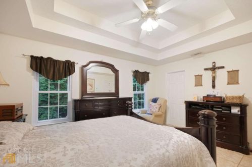 6071 Cane Xing Dr, Gainesville GA 30507-9537 exterior