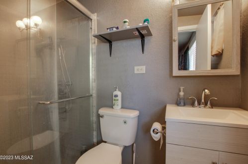 752 Edgewater Dr, Tucson AZ 85704-2412 exterior