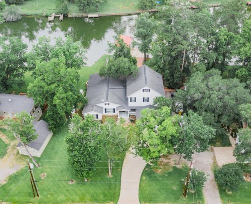 11 Lakeview Dr, Huntsville TX 77320-0247 exterior