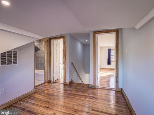 1805 Kearny St, Washington DC  20018-2435 exterior