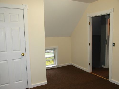 311 Leonard St, Belding MI 48809-0012 exterior