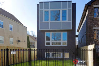 3555 Cortland St, Chicago IL  60647-4837 exterior