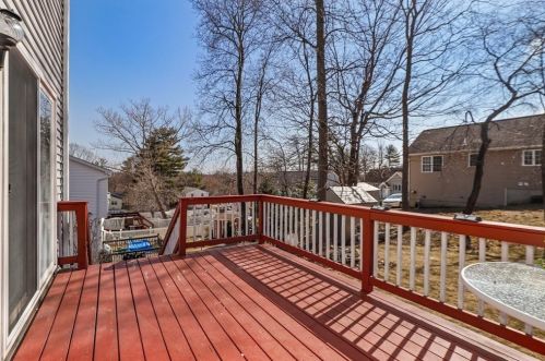 48 4 St, Worcester MA 01602-3107 exterior