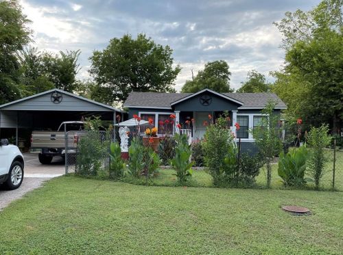 2105 Edd Rd, Dallas, TX 75253-5938