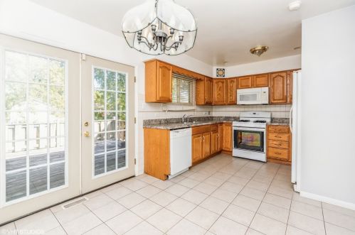 5808 Allemong Dr, Matteson IL 60443-1001 exterior