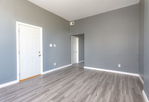 5835 Wabash Ave, Chicago IL 60637-2124 exterior