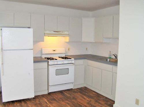 28 Conklin St, Poughkeepsie NY  12601-2408 exterior