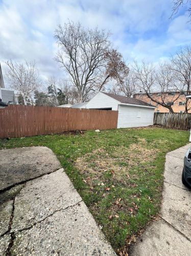 939 Baraga St, Grand Rapids, MI 49503-1802