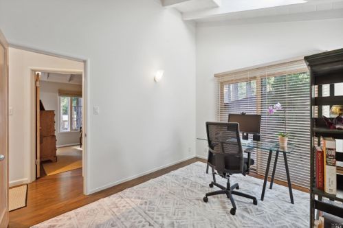 16 Gln Dr, Mill Valley CA 94941-1251 exterior