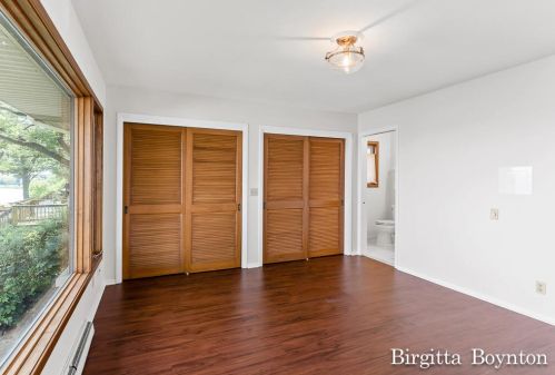 1661 Ruddiman Dr, Meskegon MI 49445-3041 exterior