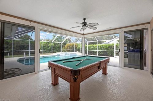 10268 Boca Cir, Naples FL 34109-7322 exterior