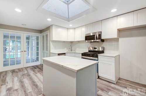 59 Marlin Ave, Edison NJ  08820-3240 exterior