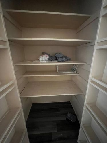 8936 Clearwater Dr, Dallas TX  75243-7108 exterior