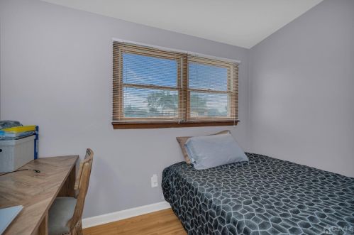 4 Exeter St, Old Bridge NJ 08857-2202 exterior