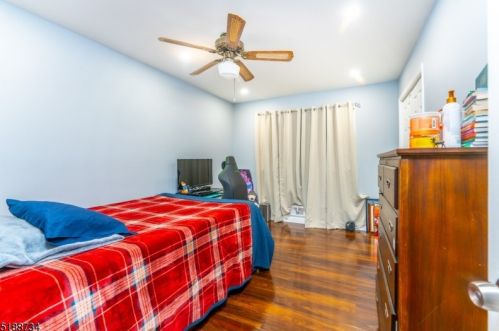 1570 Franklin St, Clark NJ  07066-2517 exterior