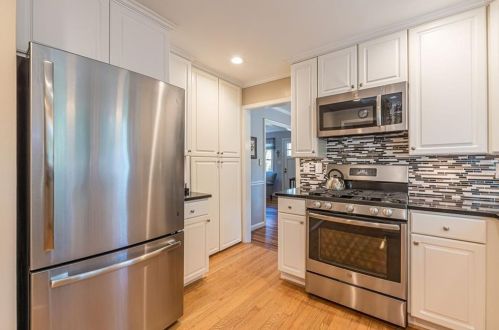 1714 Belle Isle Cir, Atlanta GA 30329-2527 exterior