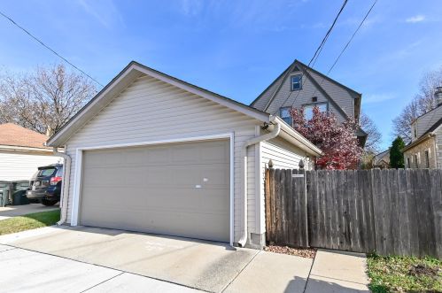 2609 67, Milwaukee WI 53213-1444 exterior