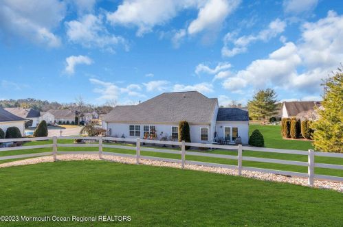 5 Barcelona Ct, Lakehurst NJ  08759-6060 exterior