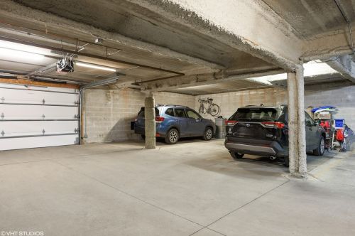 744 Fullerton Pkwy, Chicago IL  exterior