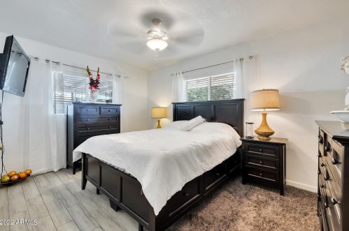 2118 Campbell Ave, Phoenix AZ 85015-3827 exterior