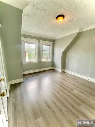 64 Harrison Pl, Irvington NJ  07111-4304 exterior