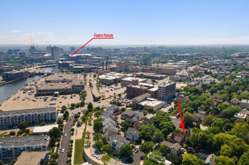 214 Vine St, Milwaukee WI 53205-1451 exterior