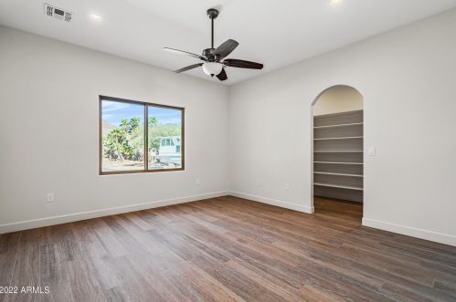 36648 27th Ave, Phoenix AZ 85086-8747 exterior