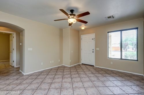 635 Emerald Key Dr, Green Valley AZ 85614-5251 exterior