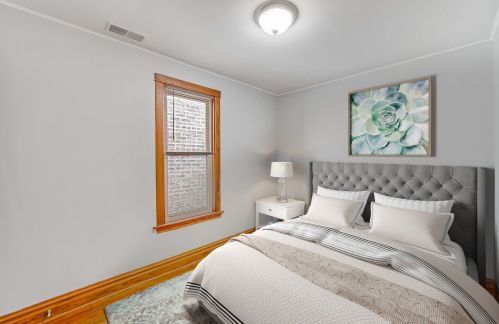 3615 Oakley Ave, Chicago IL 60636-3634 exterior