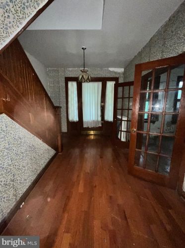 1360 Oak St, Washington DC  20010-3430 exterior