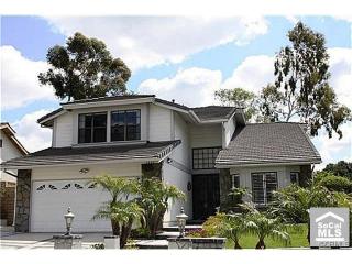 1860 Berkshire Dr, Fullerton CA  92833-4801 exterior