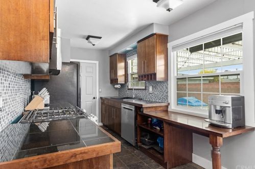 1412 Naples Pl, Fullerton CA  92833-4432 exterior