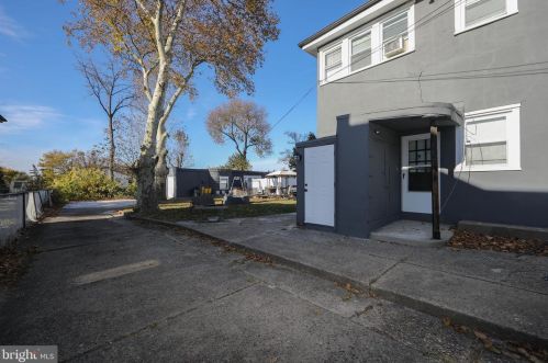 6829 Waldorf Ave, Camden NJ 08110-6109 exterior