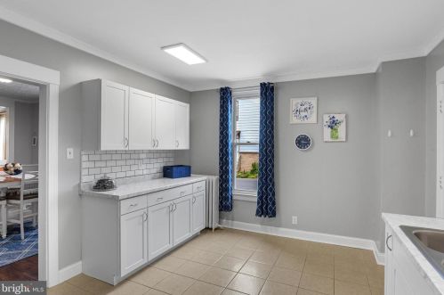 269 High St, Hummelstown PA 17036-1908 exterior