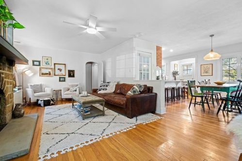 41 Marlin Dr, Pittsburgh PA  15216-1513 exterior