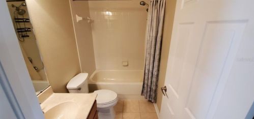 11560 Fountainhead Dr, Tampa FL 33626-3321 exterior