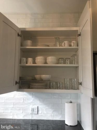 2008 Marietta Ave, Lancaster PA 17603-2354 exterior