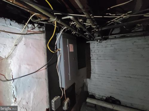 411 Morris Ave, Trenton NJ 08611-3665 exterior