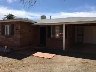 3144 Pima St, Tucson AZ  85716-3154 exterior