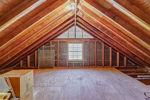 5116 Meadowlake Dr, Atlanta GA 30338-4317 exterior