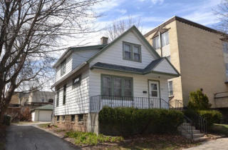 2459 Frederick Ave, Milwaukee WI  53211-4420 exterior